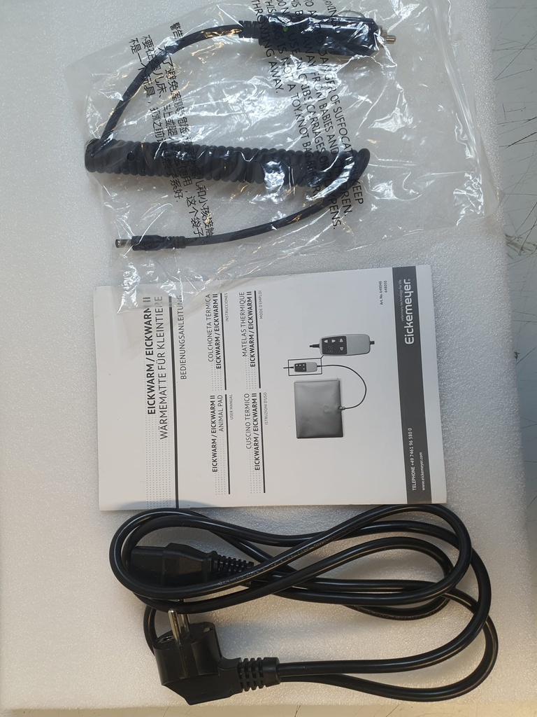Wärmematte/Heizmatte EickWarm, mit Temperatursteuerung von 35 - 45 Grad, Niedervoltspannung 12V, Mattenmaß: 30 x 40 cm, inklusive Netzteil, SN: AP2405000868 - Gebraucht, dem Artikel fehlt die Originalverpackung, Baujahr 2024